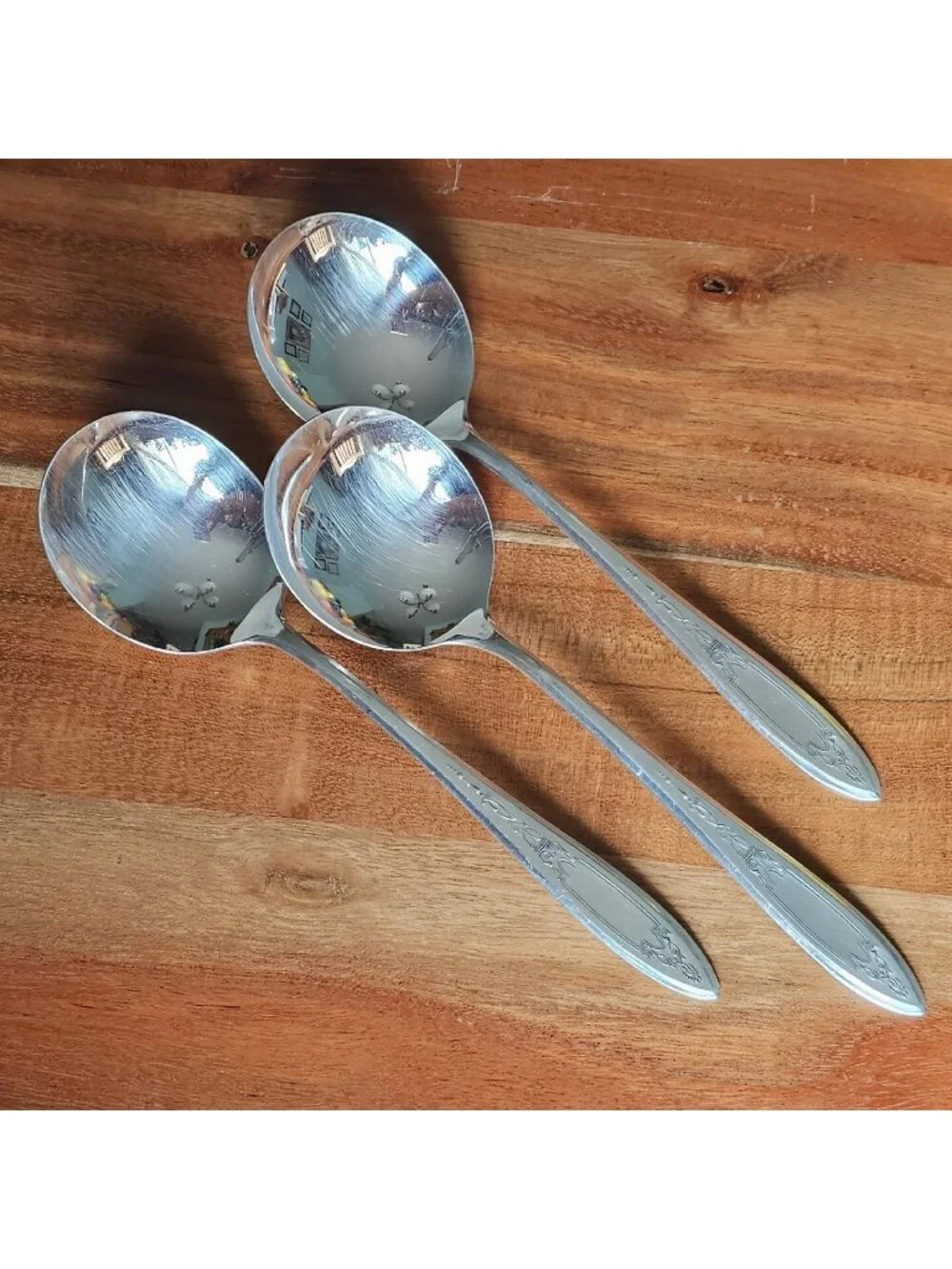 3 Oneida Wm Rogers Debutante Grandeur Princess Round Soup Spoons 7